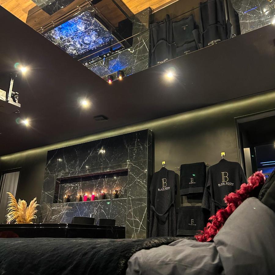 Blackroom Suite De Luxe 50 Nuances De Grey 르아브르 외부 사진