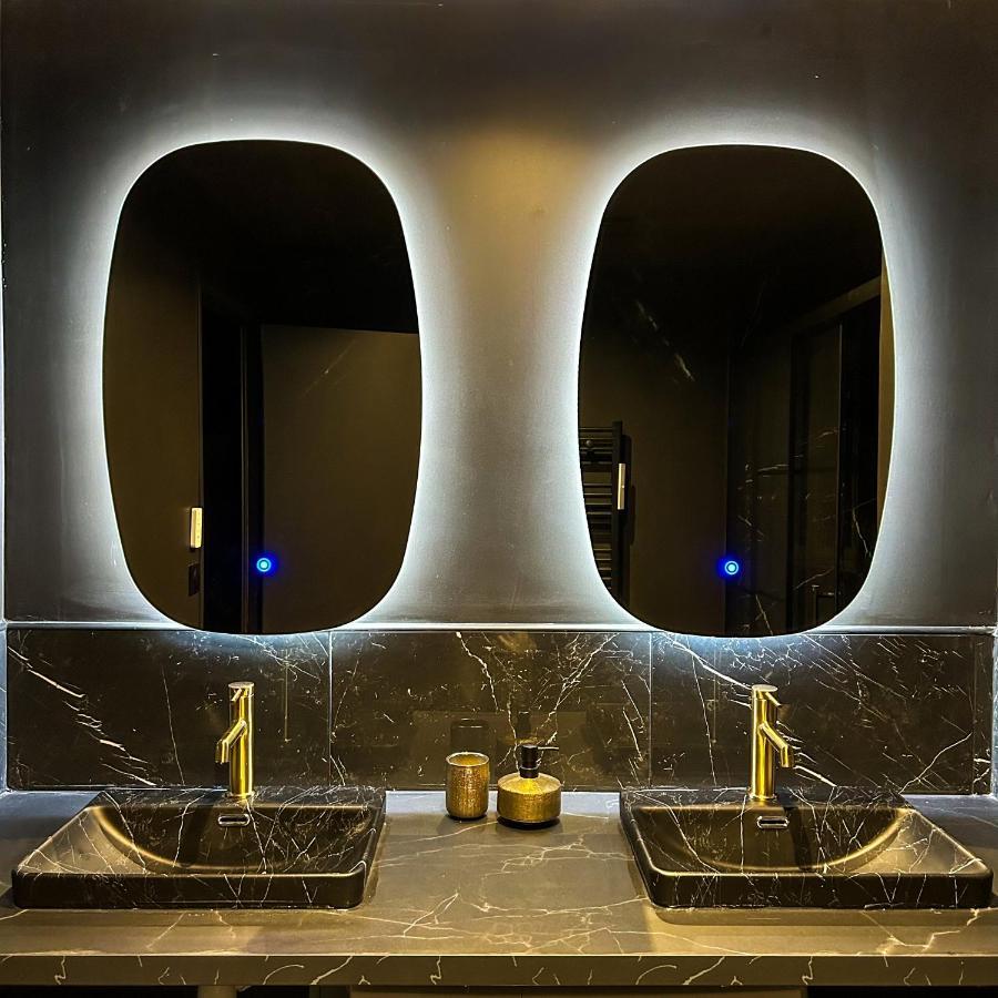 Blackroom Suite De Luxe 50 Nuances De Grey 르아브르 외부 사진