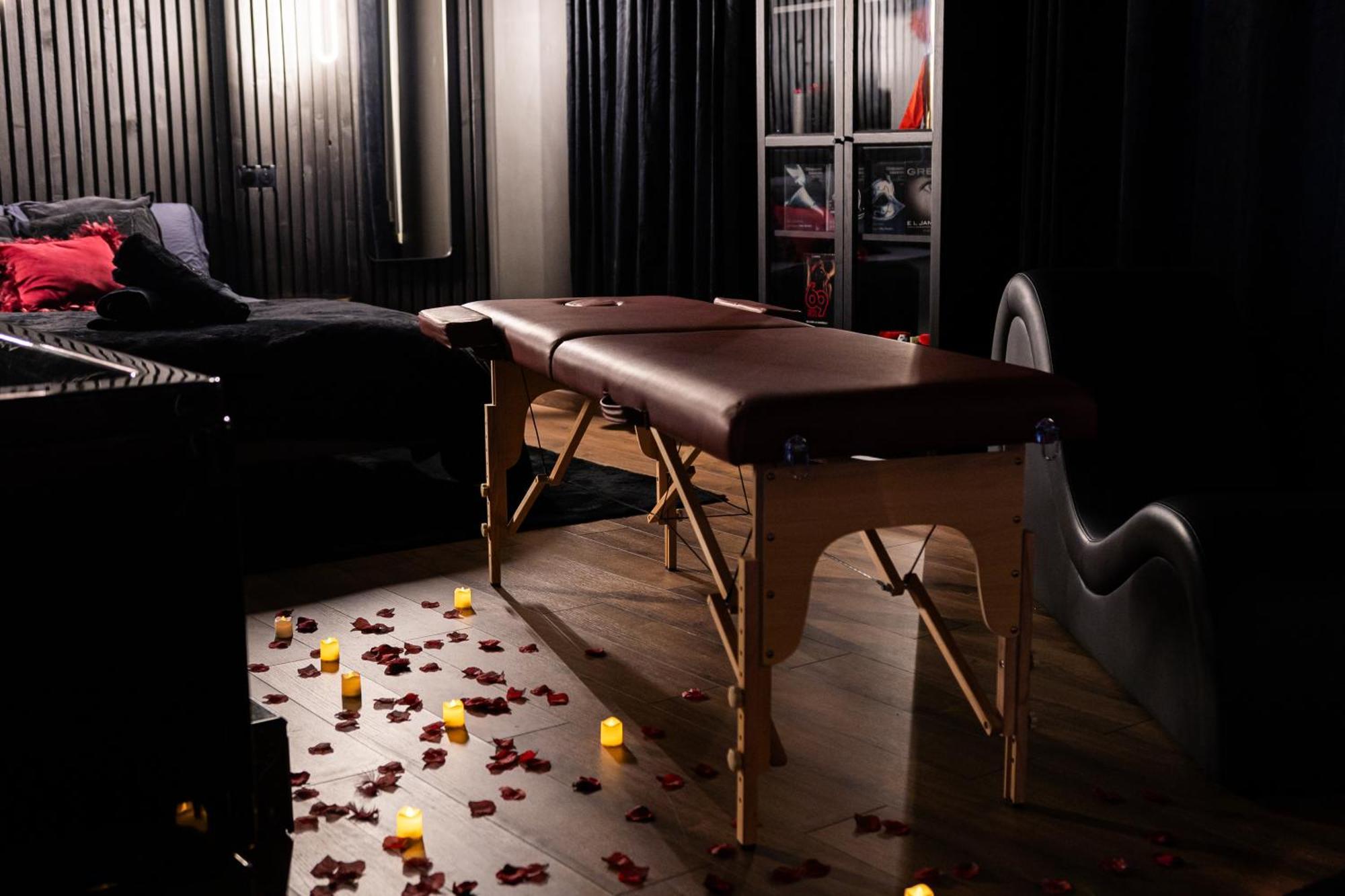 Blackroom Suite De Luxe 50 Nuances De Grey 르아브르 외부 사진